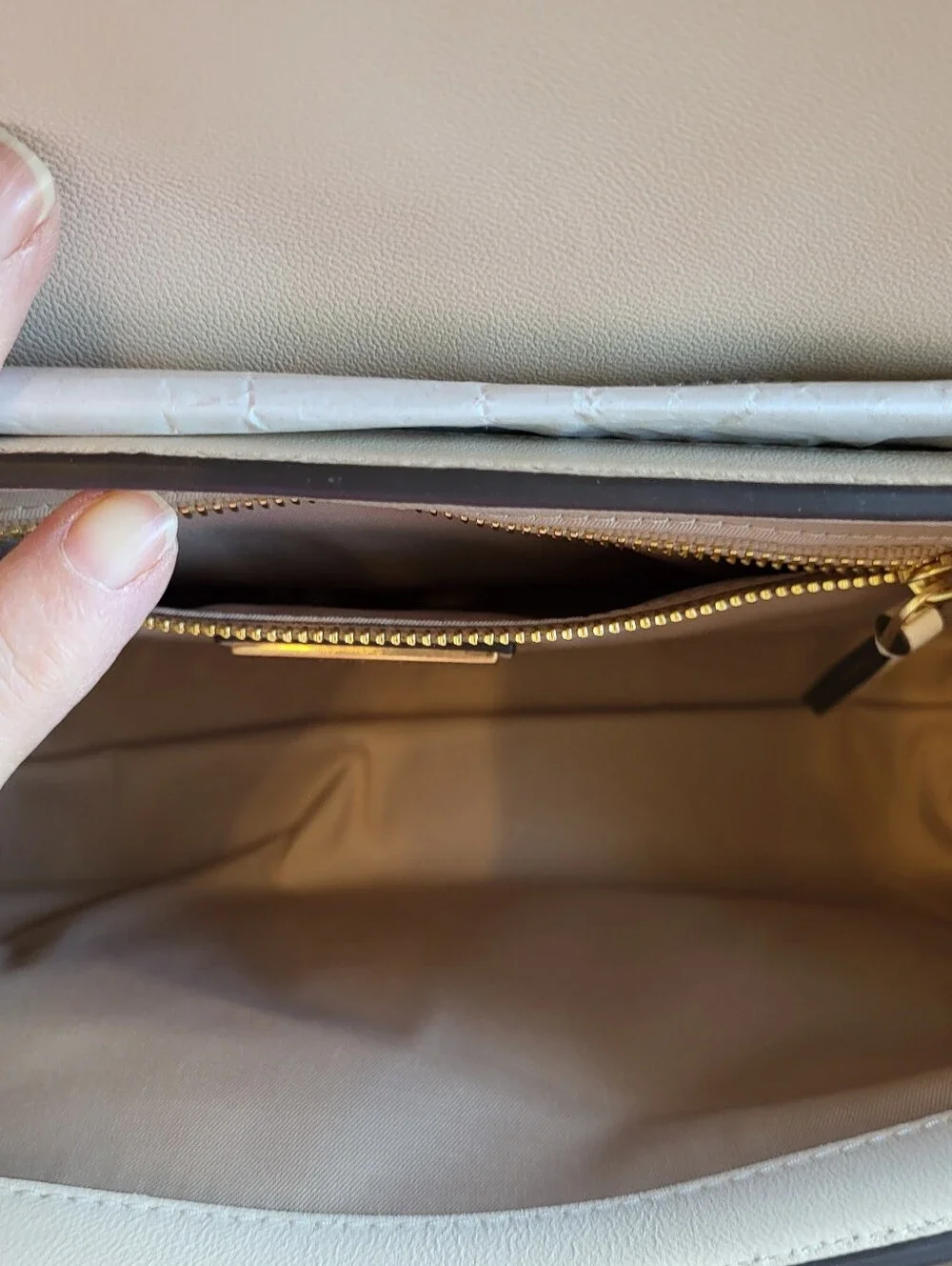 Tory Burch Fleming Cream Leather Convertible Shoulder Bag